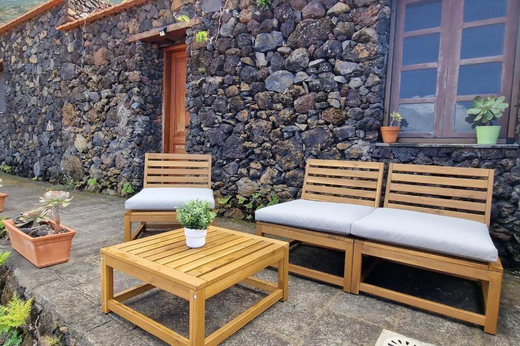 CasaMamáClorinda Frontera El Hierro Islas Canarias Esterno foto